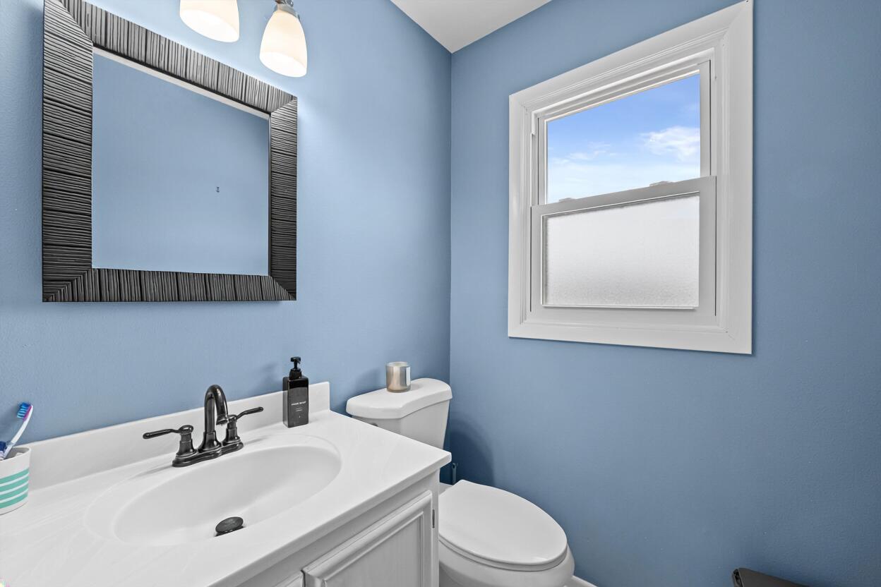 2626 West Ranch Road Mequon, WI 53092 - Photo 25 of 34 25