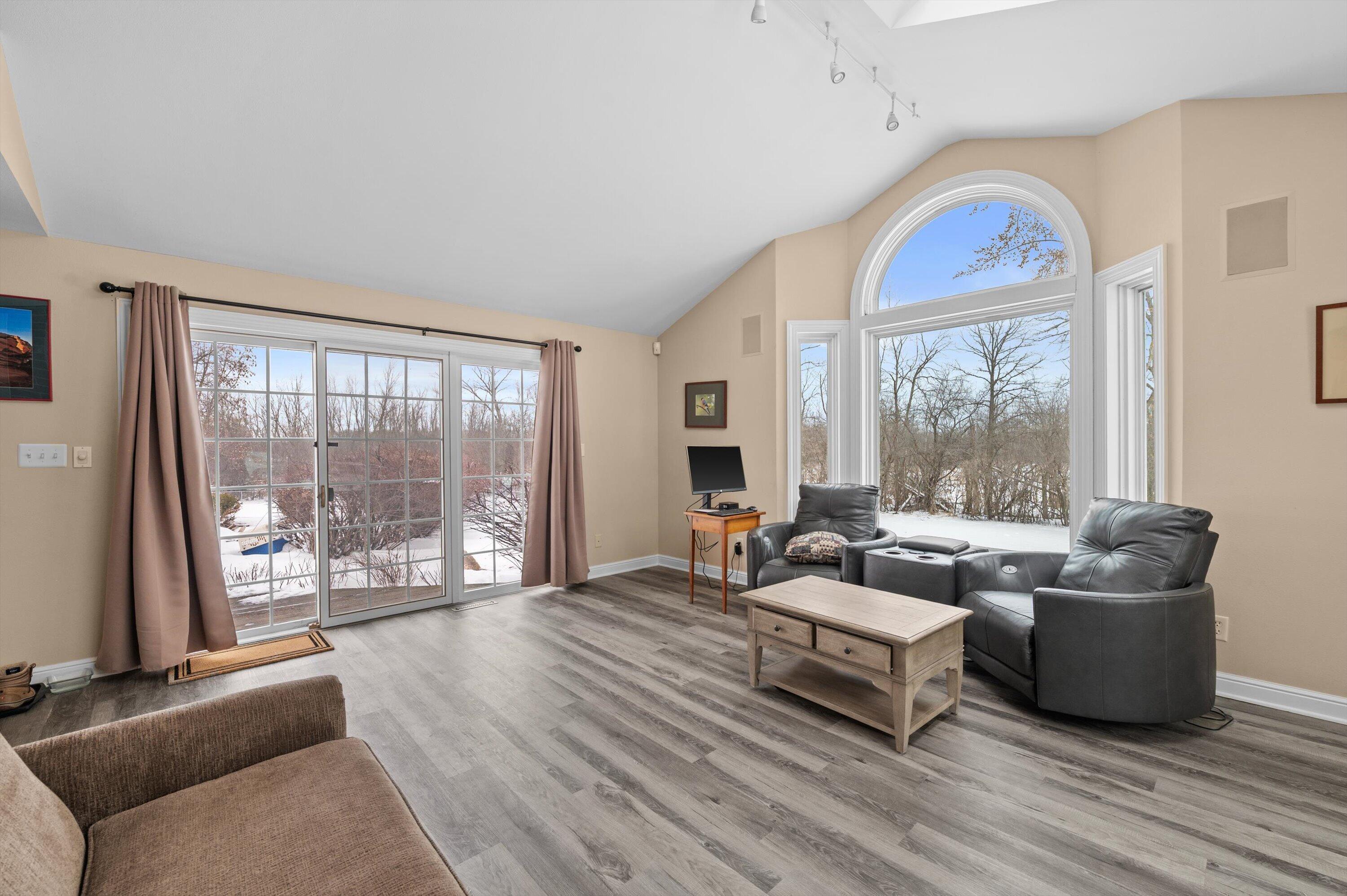 2626 West Ranch Road Mequon, WI 53092 - Photo 3 of 34 2