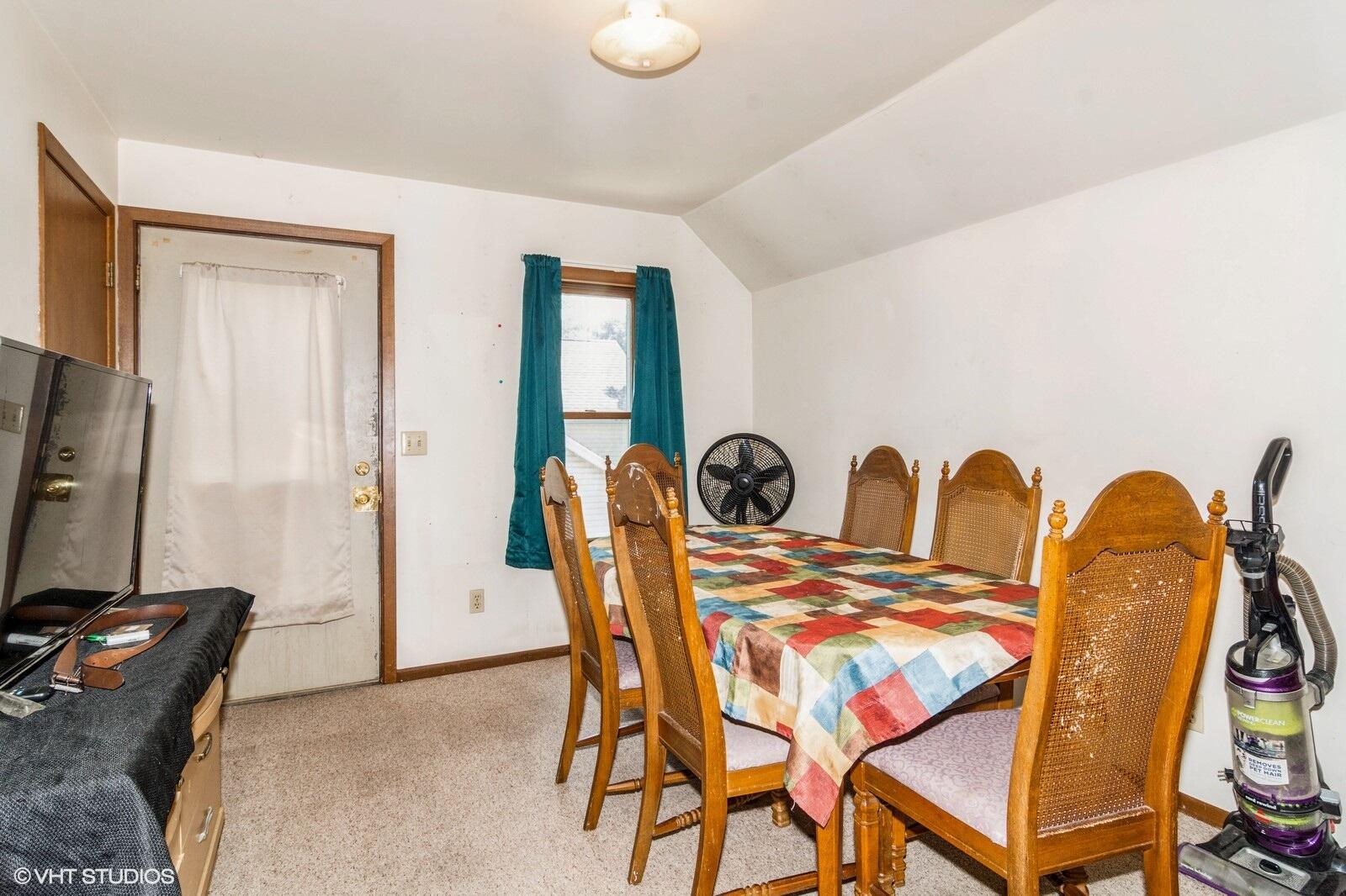 314 East Maple Avenue Beaver Dam, WI 53916 - Photo 13 of 16 08_314EMapleAve_2_DiningRoom_Large