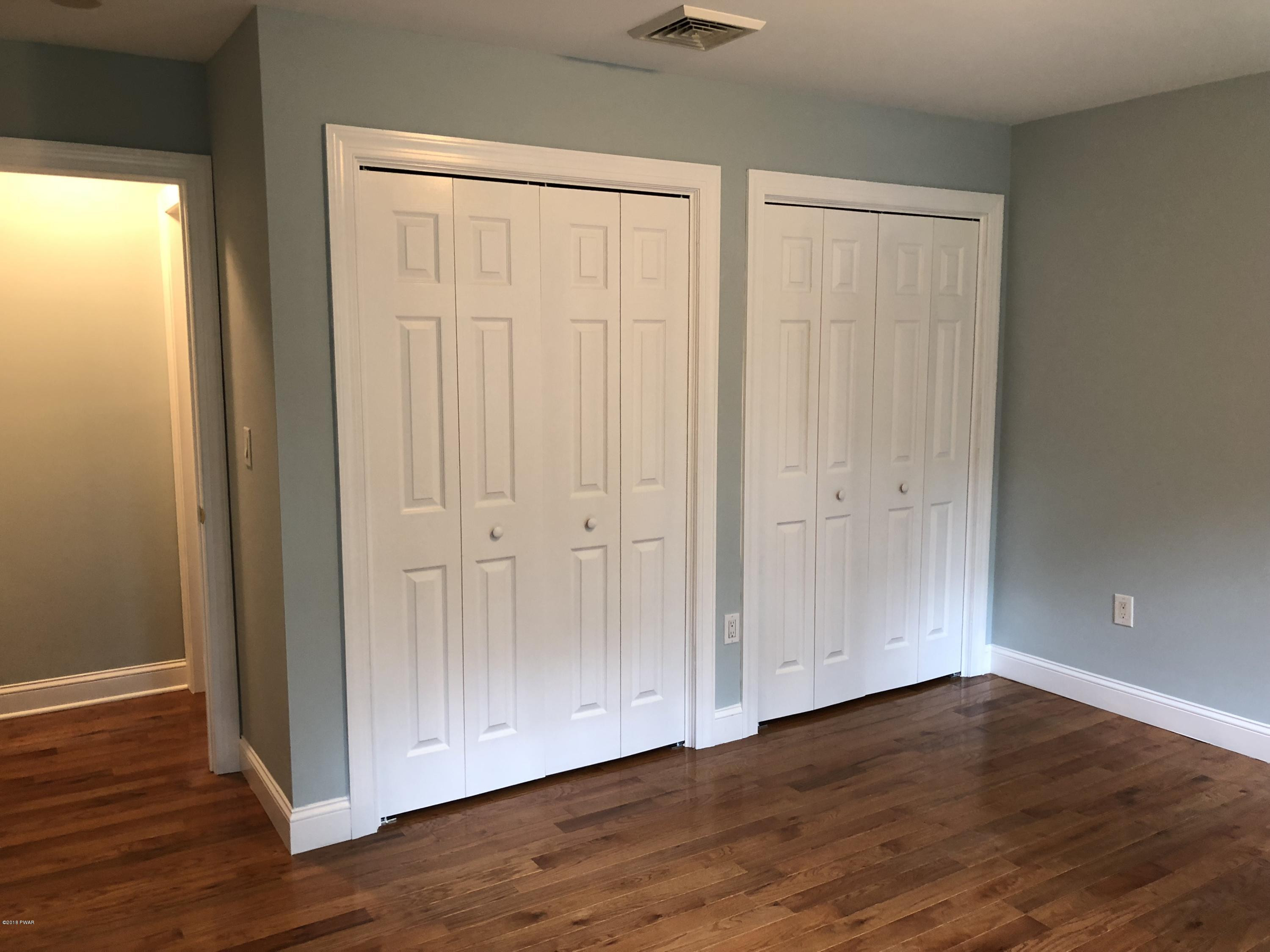 104 Seminole Road Shohola, PA 18458 - Photo 24 of 41 24 bedroom 3