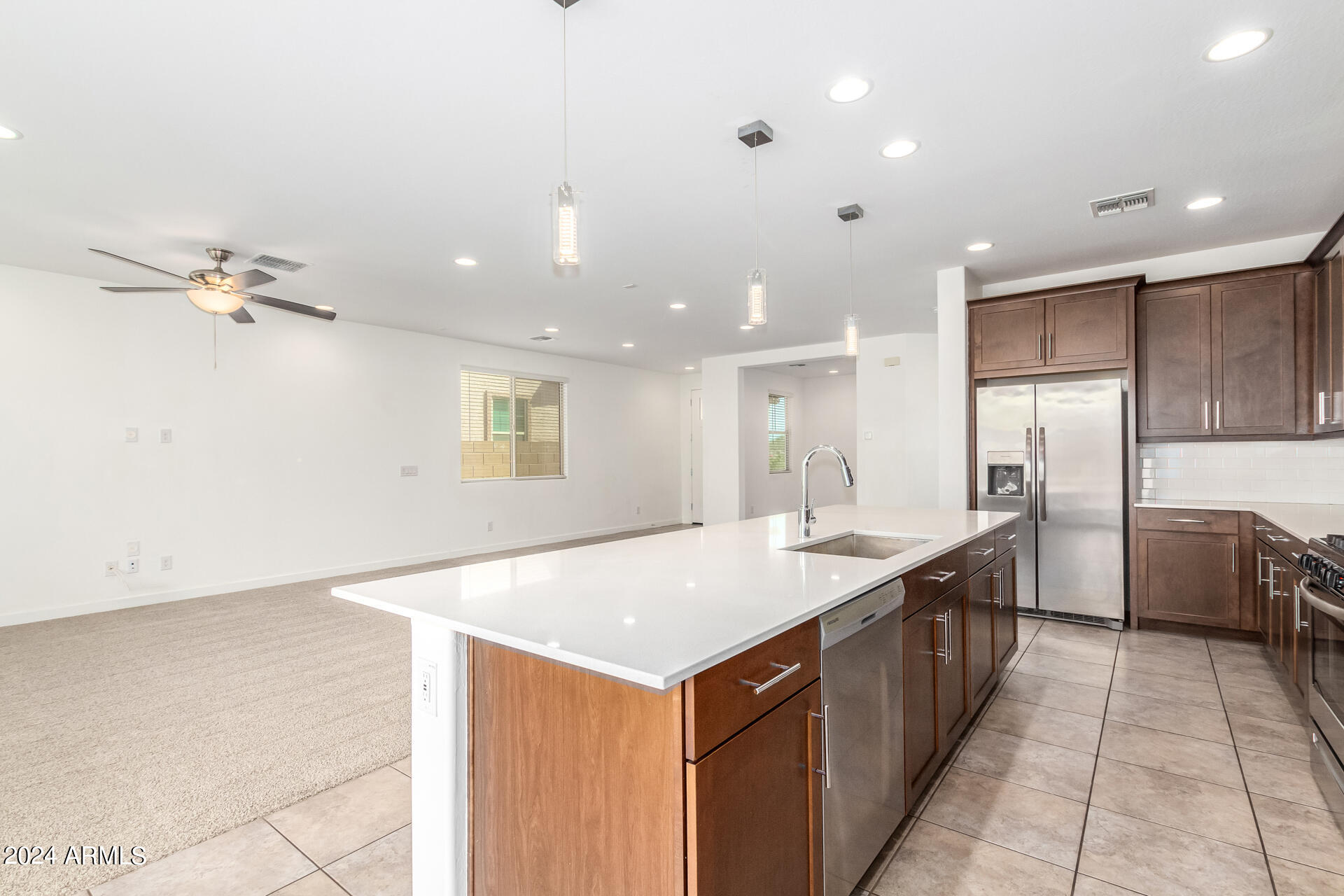 9120 West Roma Avenue Phoenix, AZ 85037 - Photo 19 of 53 0017-17 - Roma