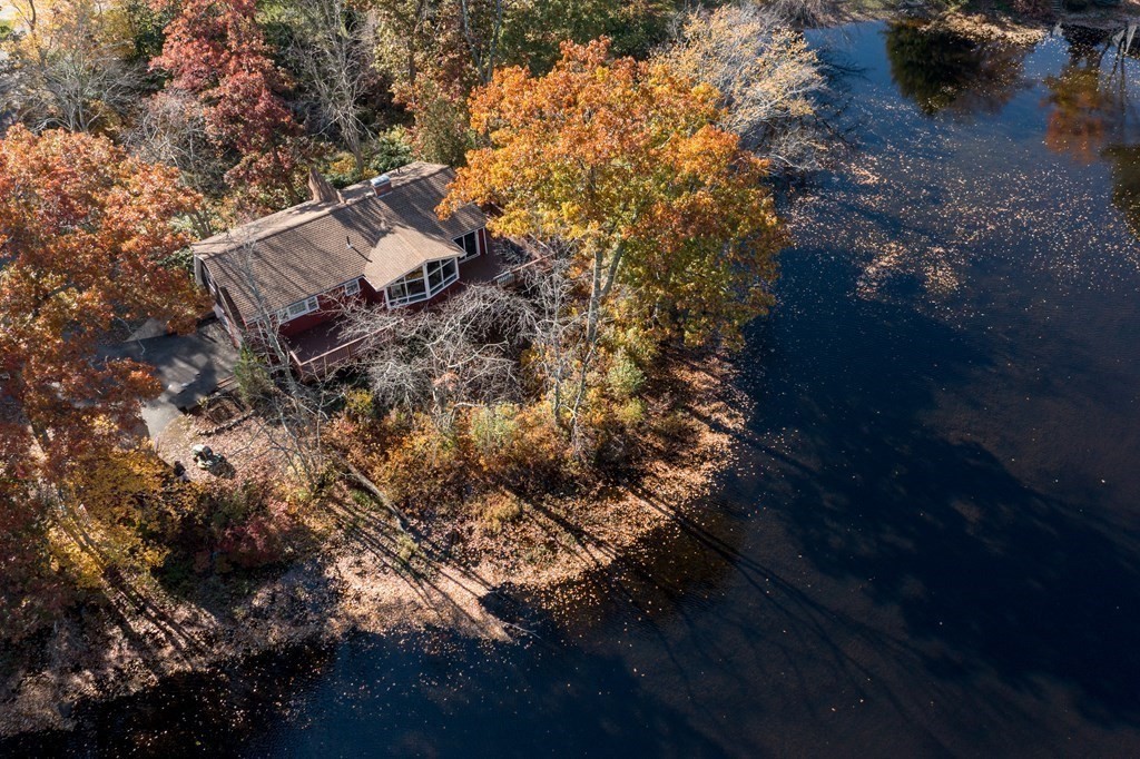 18 Island Road Franklin, MA 02038 - Photo 1 of 42 Gallery Image 1