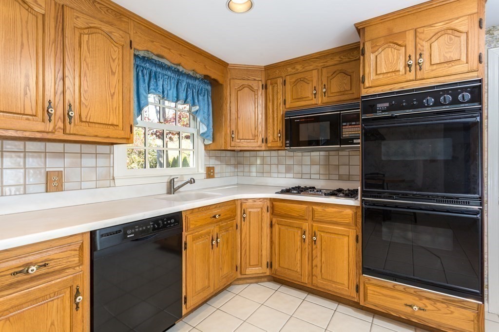 18 Island Road Franklin, MA 02038 - Photo 18 of 42 Gallery Image 18