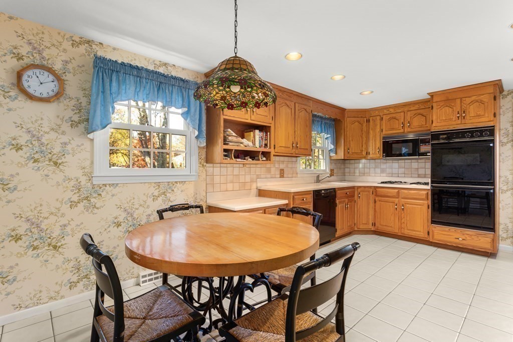 18 Island Road Franklin, MA 02038 - Photo 19 of 42 Gallery Image 19