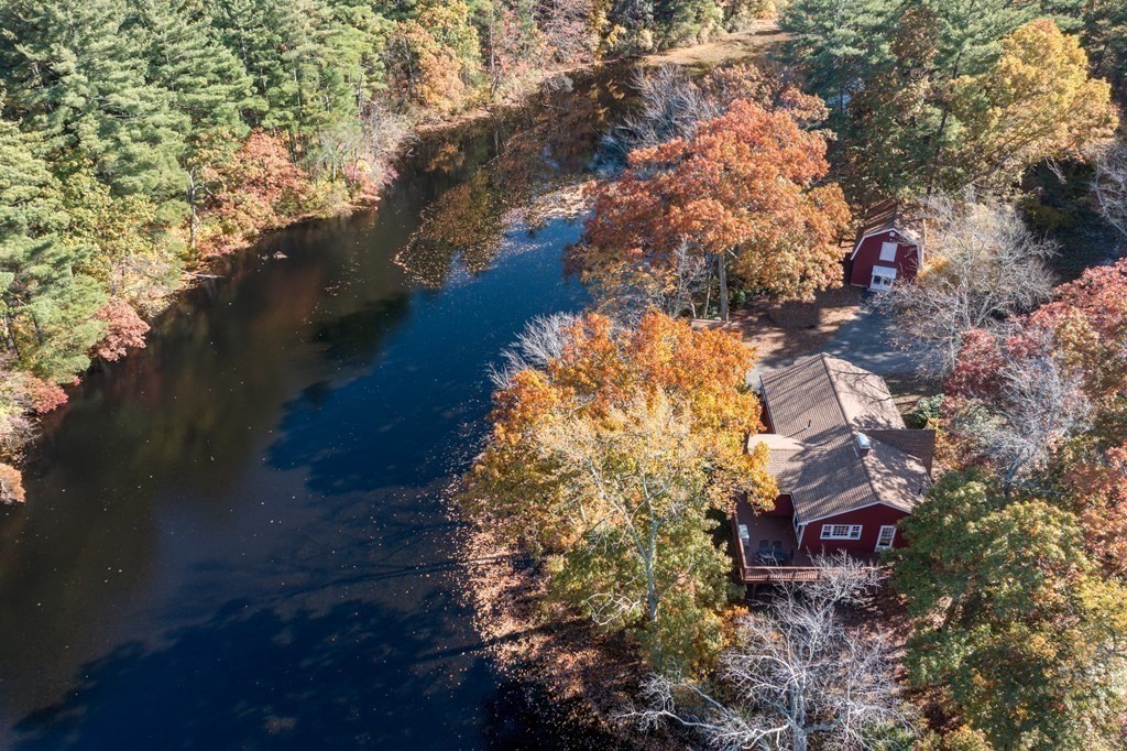 18 Island Road Franklin, MA 02038 - Photo 3 of 42 Gallery Image 3