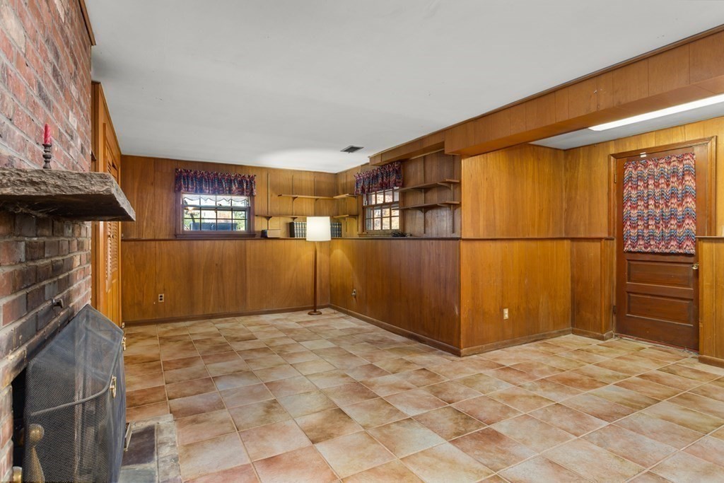 18 Island Road Franklin, MA 02038 - Photo 32 of 42 Gallery Image 32