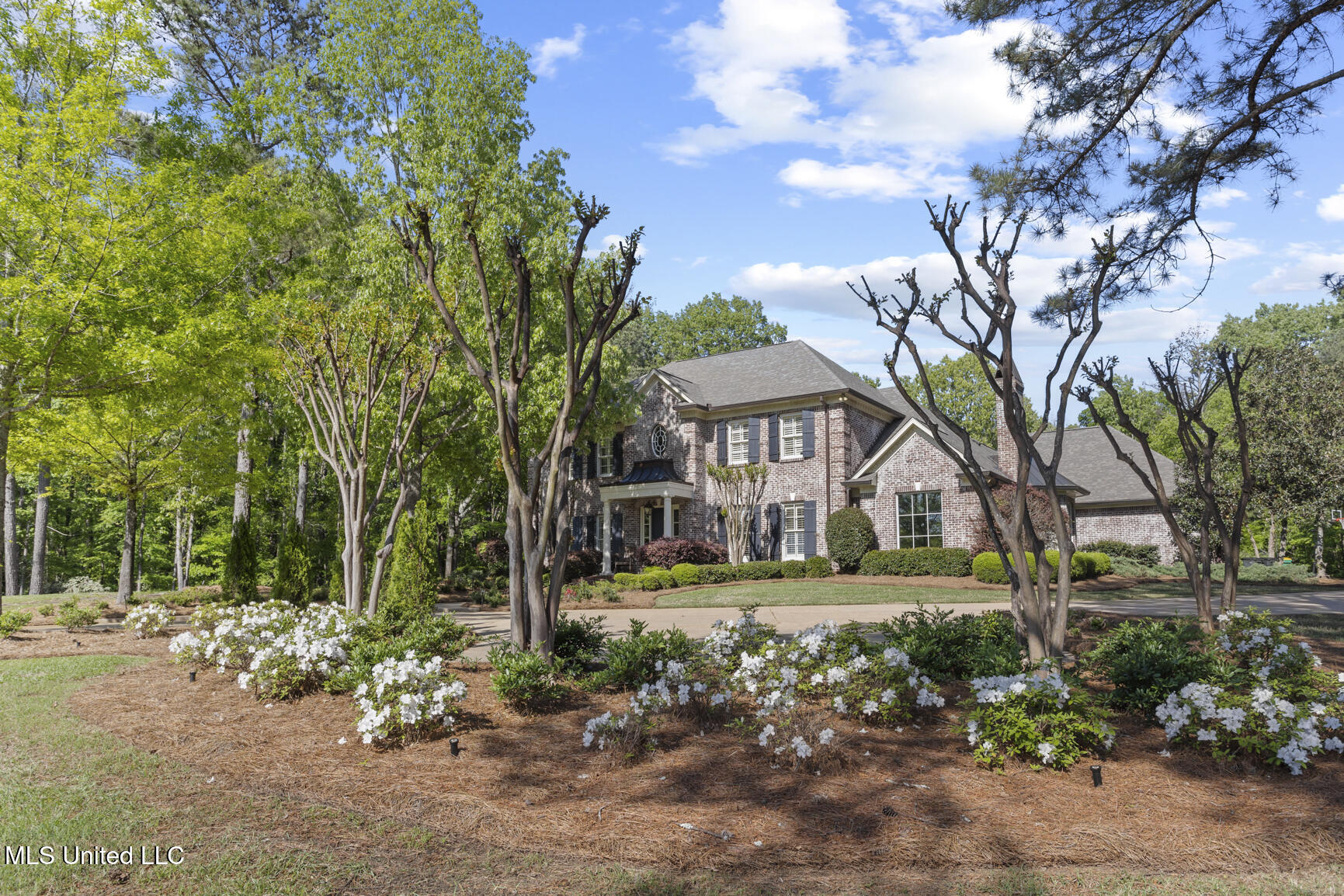 130 Woodmont Way Ridgeland, MS 39110 - Photo 4 of 80 130 Woodmont Way ext-12