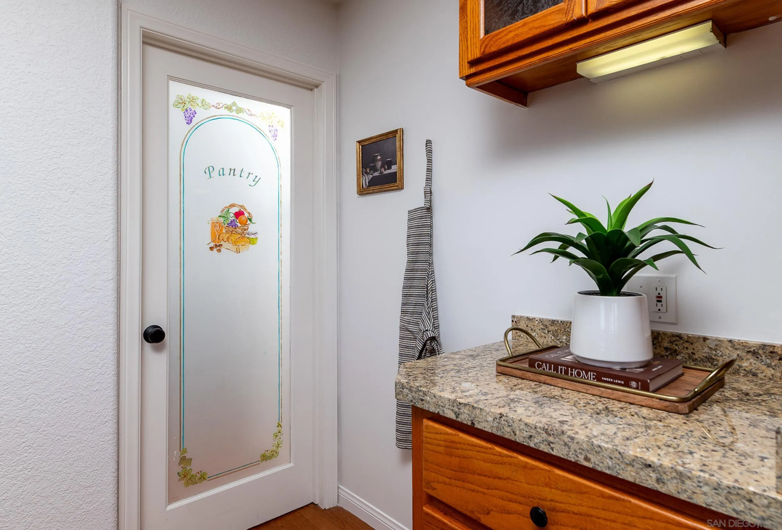 1577 Oak Land Road Julian, CA 92036 - Photo 23 of 73 Large Pantry