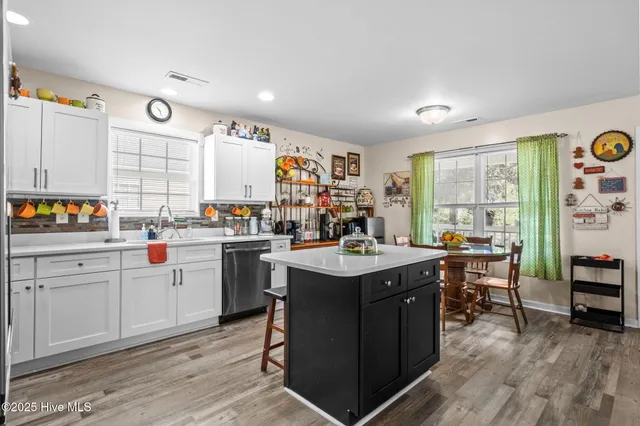 $214,900 | 305 Woodrow Street, Tabor City, NC 28463