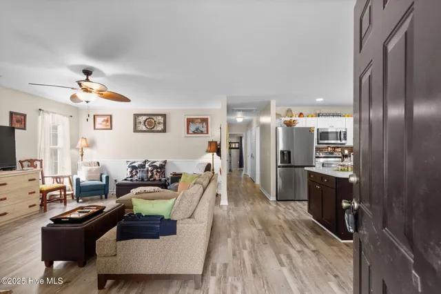 $214,900 | 305 Woodrow Street, Tabor City, NC 28463