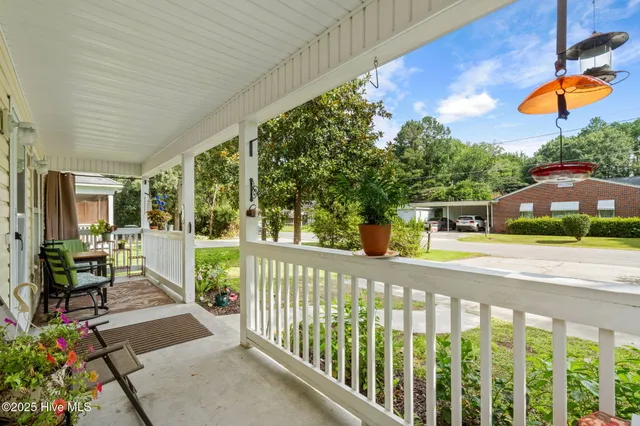 $214,900 | 305 Woodrow Street, Tabor City, NC 28463