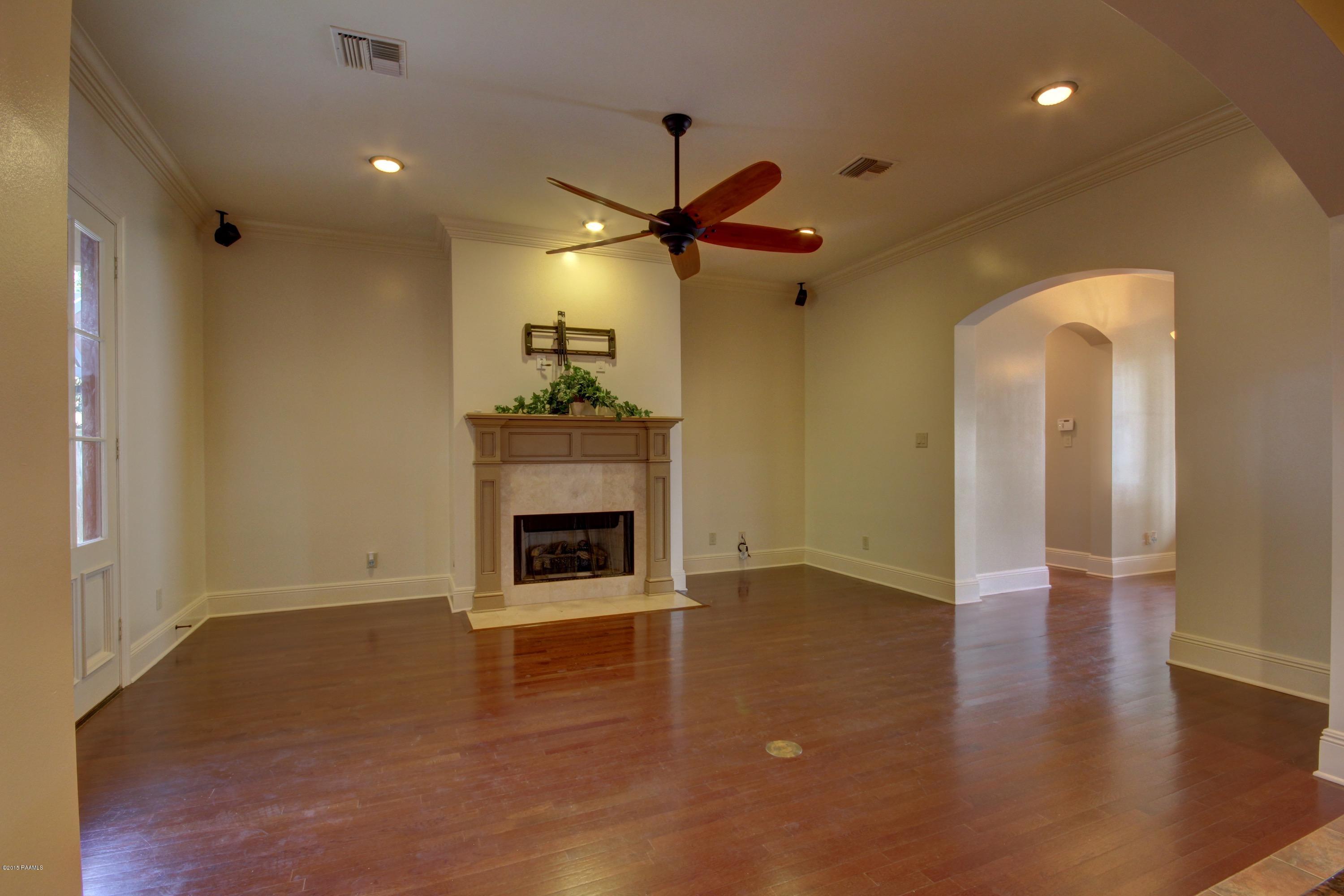 406 Harbor Road Youngsville, LA 70592 - Photo 10 of 31 s__22