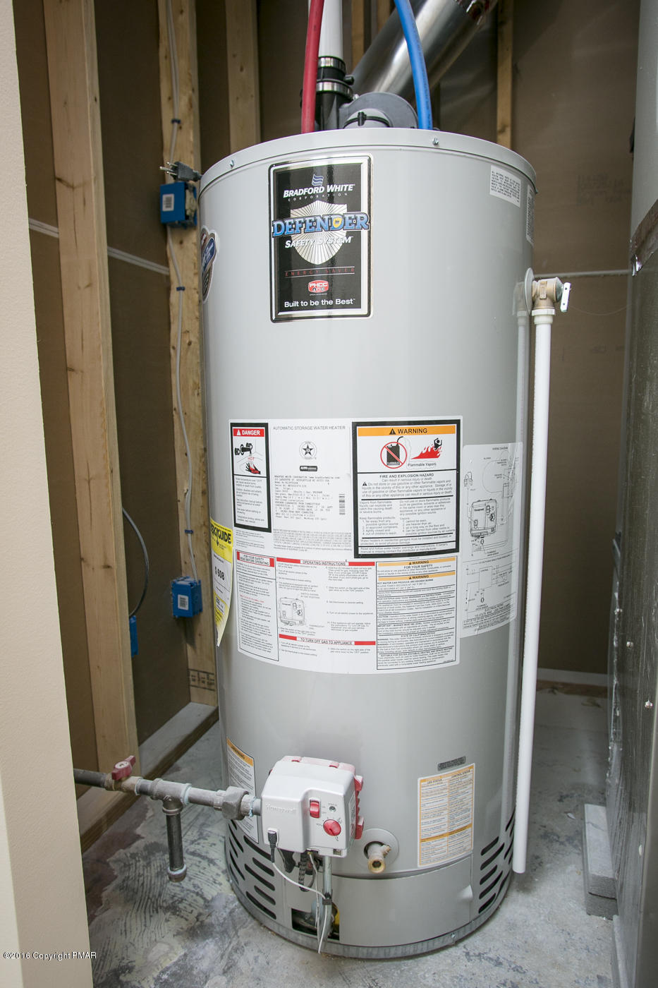 20 Cedar Road Mount Pocono, PA 18344 - Photo 36 of 43 a view of water heater room