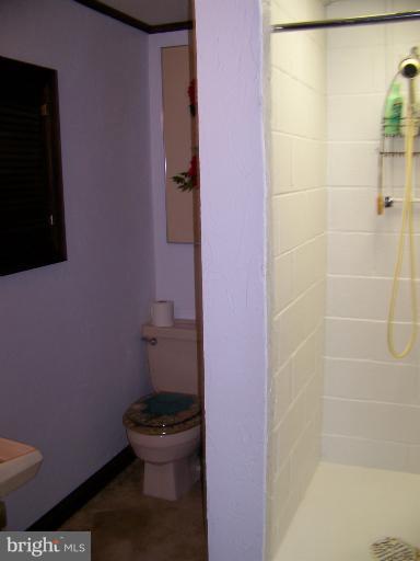 6340 Quinn Road Frederick, MD 21701 - Photo 10 of 30 Bathroom #2