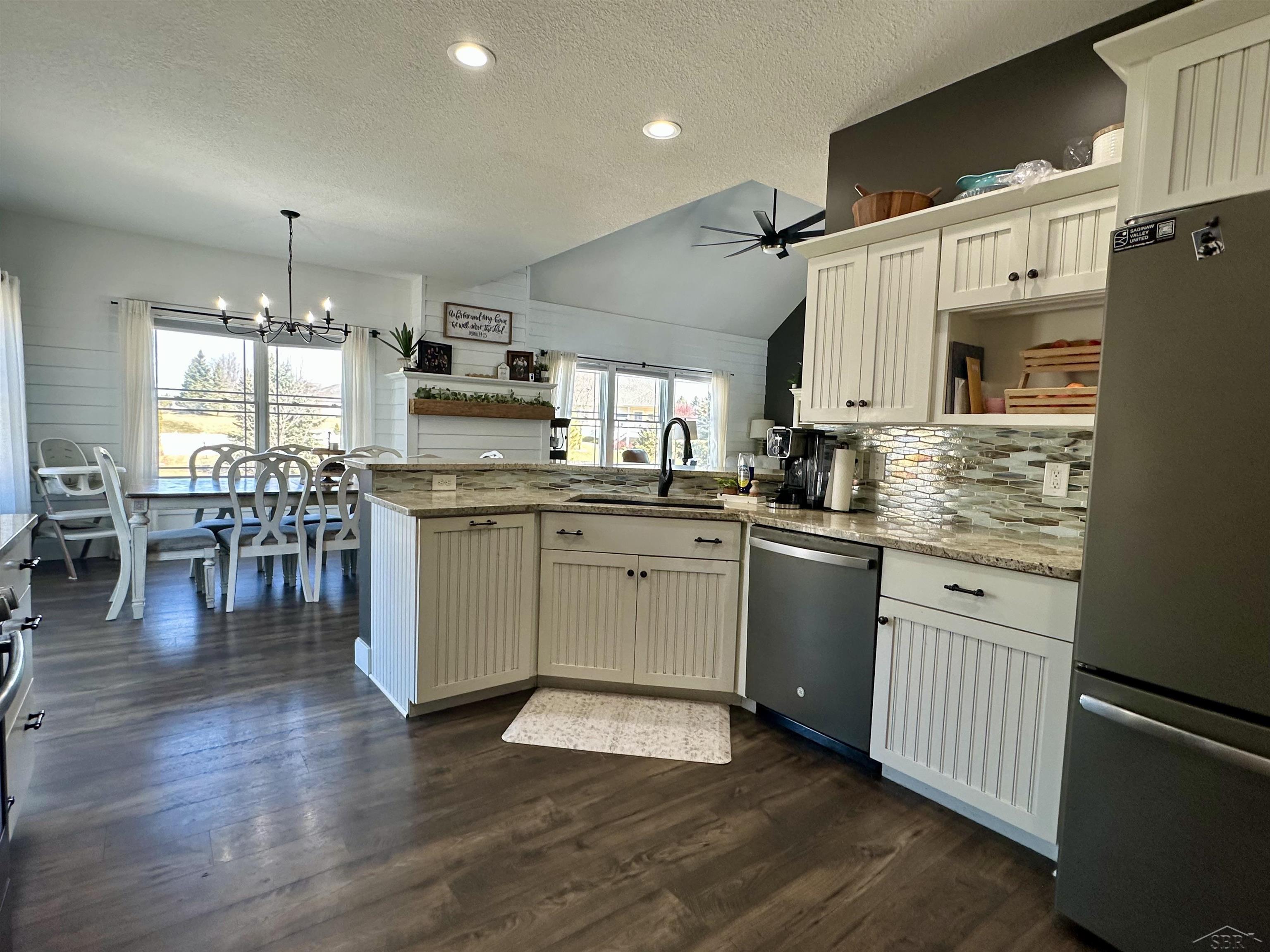 12091 East Tuscola Road Frankenmuth, MI 48734 - Photo 22 of 57