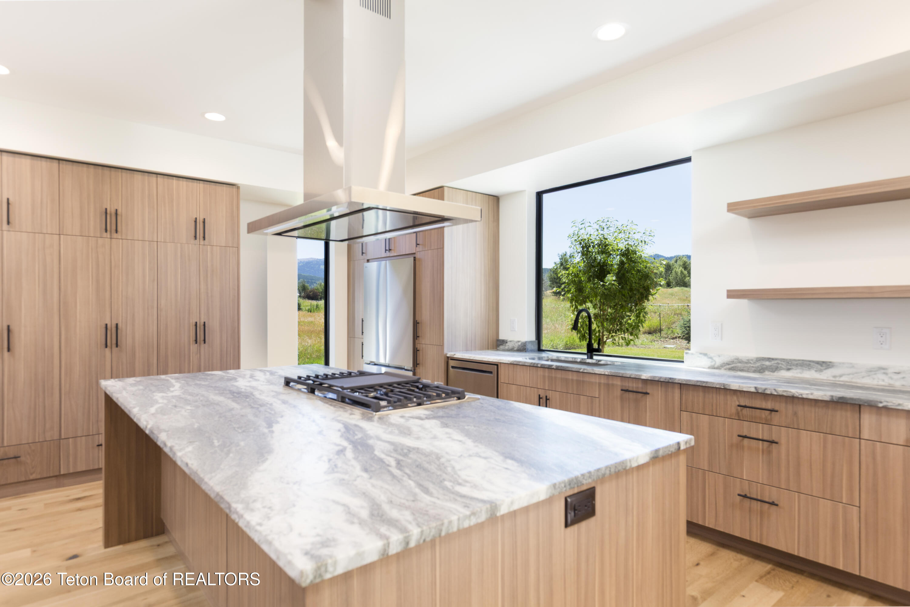 9491 Timberline Loop Victor, ID 83455 - Photo 4 of 56 Kitchen