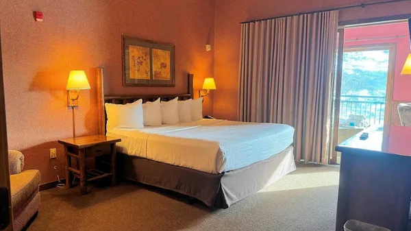 $420,000 | 350 East Hiawatha Drive, Unit 113, Wisconsin Dells, WI 53965