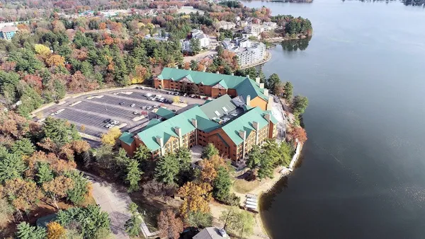 $420,000 | 350 East Hiawatha Drive, Unit 113, Wisconsin Dells, WI 53965