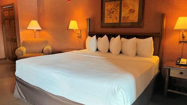 $420,000 | 350 East Hiawatha Drive, Unit 113, Wisconsin Dells, WI 53965