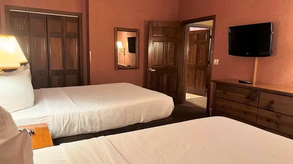 $420,000 | 350 East Hiawatha Drive, Unit 113, Wisconsin Dells, WI 53965