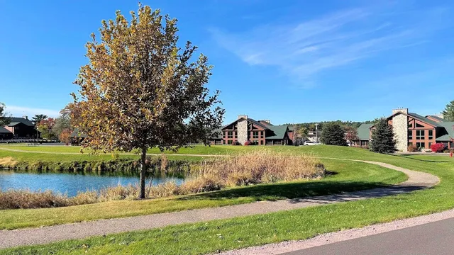 $420,000 | 350 East Hiawatha Drive, Unit 113, Wisconsin Dells, WI 53965