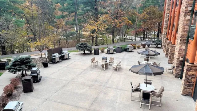 $420,000 | 350 East Hiawatha Drive, Unit 113, Wisconsin Dells, WI 53965