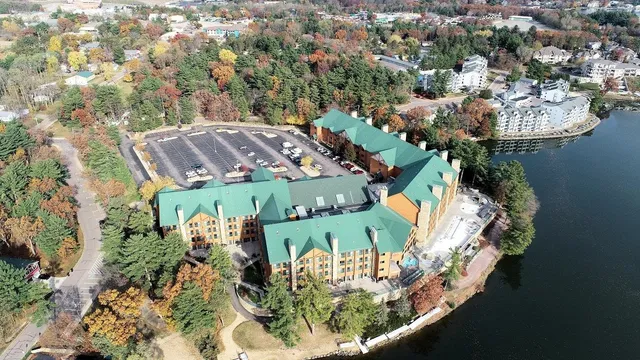 $420,000 | 350 East Hiawatha Drive, Unit 113, Wisconsin Dells, WI 53965