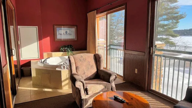 $420,000 | 350 East Hiawatha Drive, Unit 113, Wisconsin Dells, WI 53965