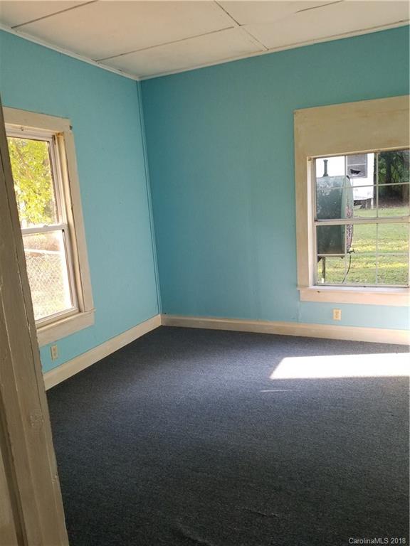 112 Garrison Road Dallas, NC 28034 - Photo 13 of 26 Gallery Image 13