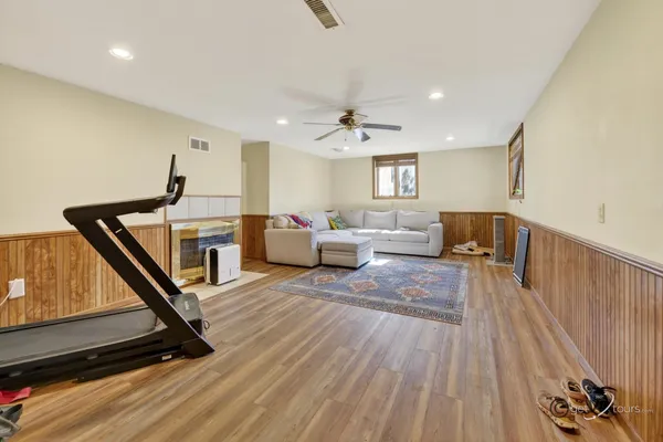 $249,900 | 1731 South Demeter Drive, Freeport, IL 61032