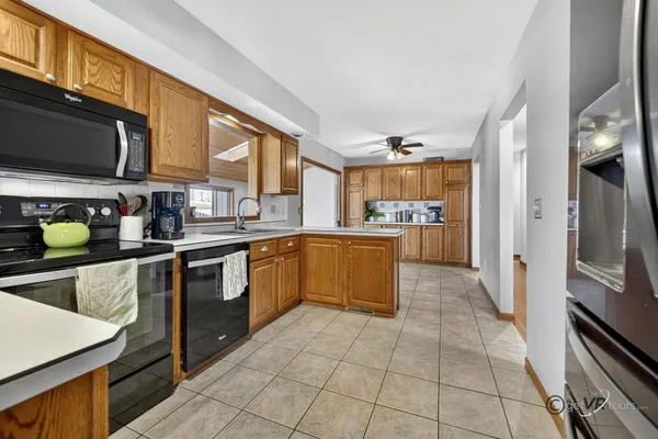 $249,900 | 1731 South Demeter Drive, Freeport, IL 61032