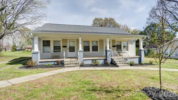 $350,000 | 312 West Charlotte Avenue, Mount Holly, NC 28120