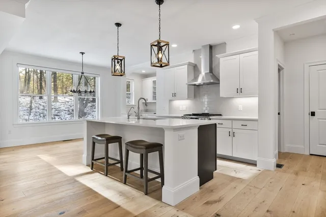 $1,899,000 | 16 Lily Pond Lane, Unit 16, Lexington, MA 02420