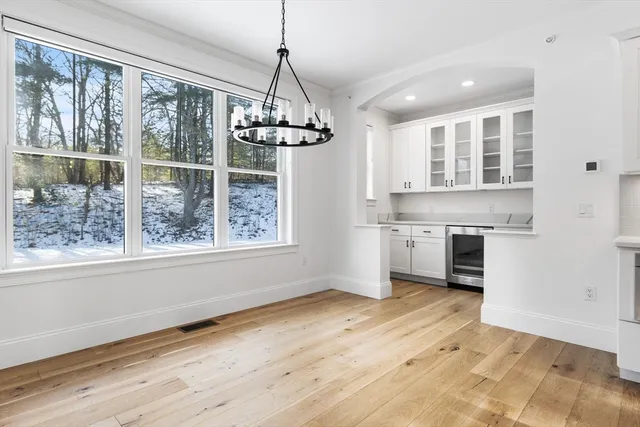 $1,899,000 | 16 Lily Pond Lane, Unit 16, Lexington, MA 02420