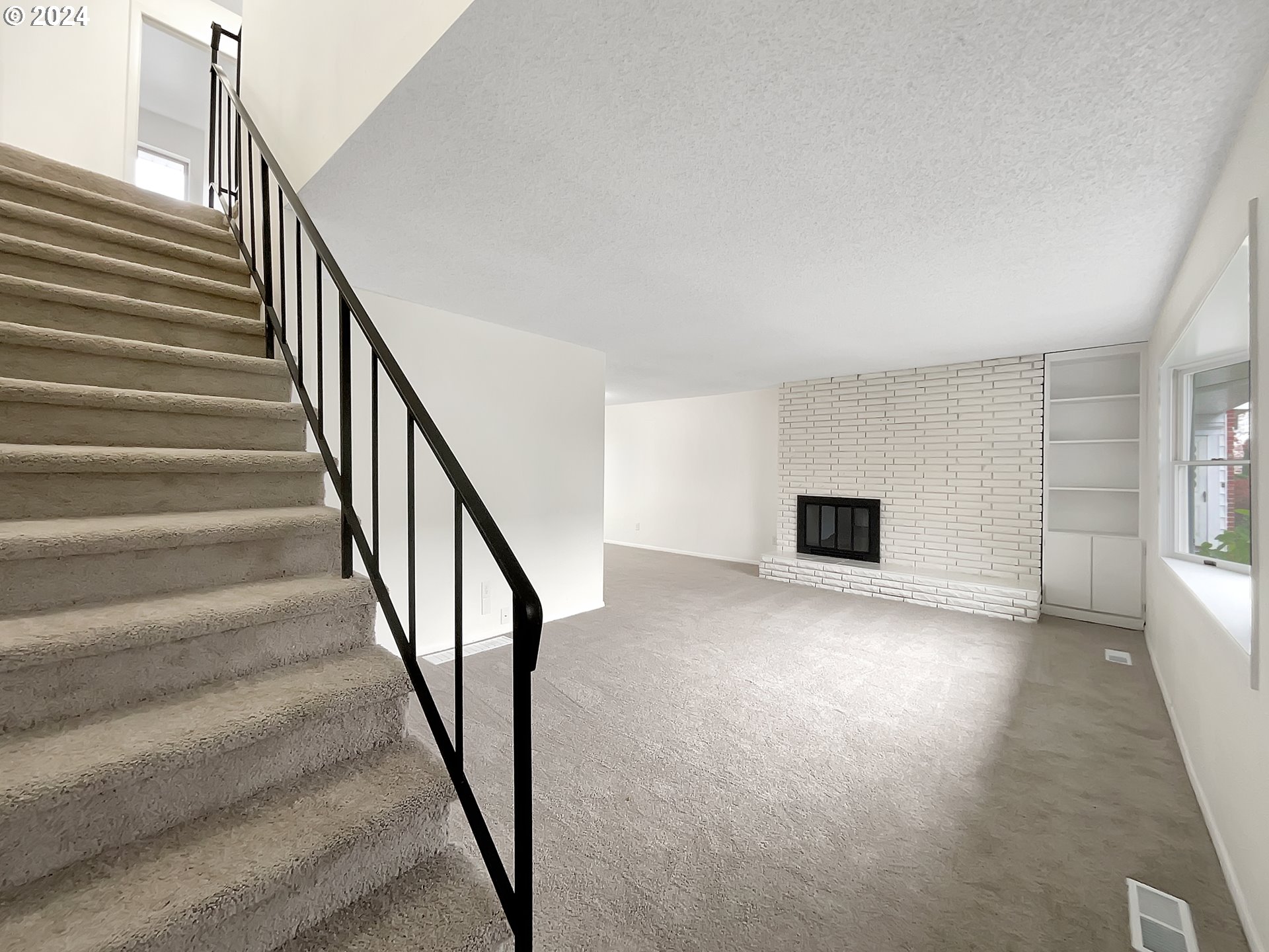 14252 Southwest Farmington Road Beaverton, OR 97005 - Photo 19 of 22 Gallery Image 19
