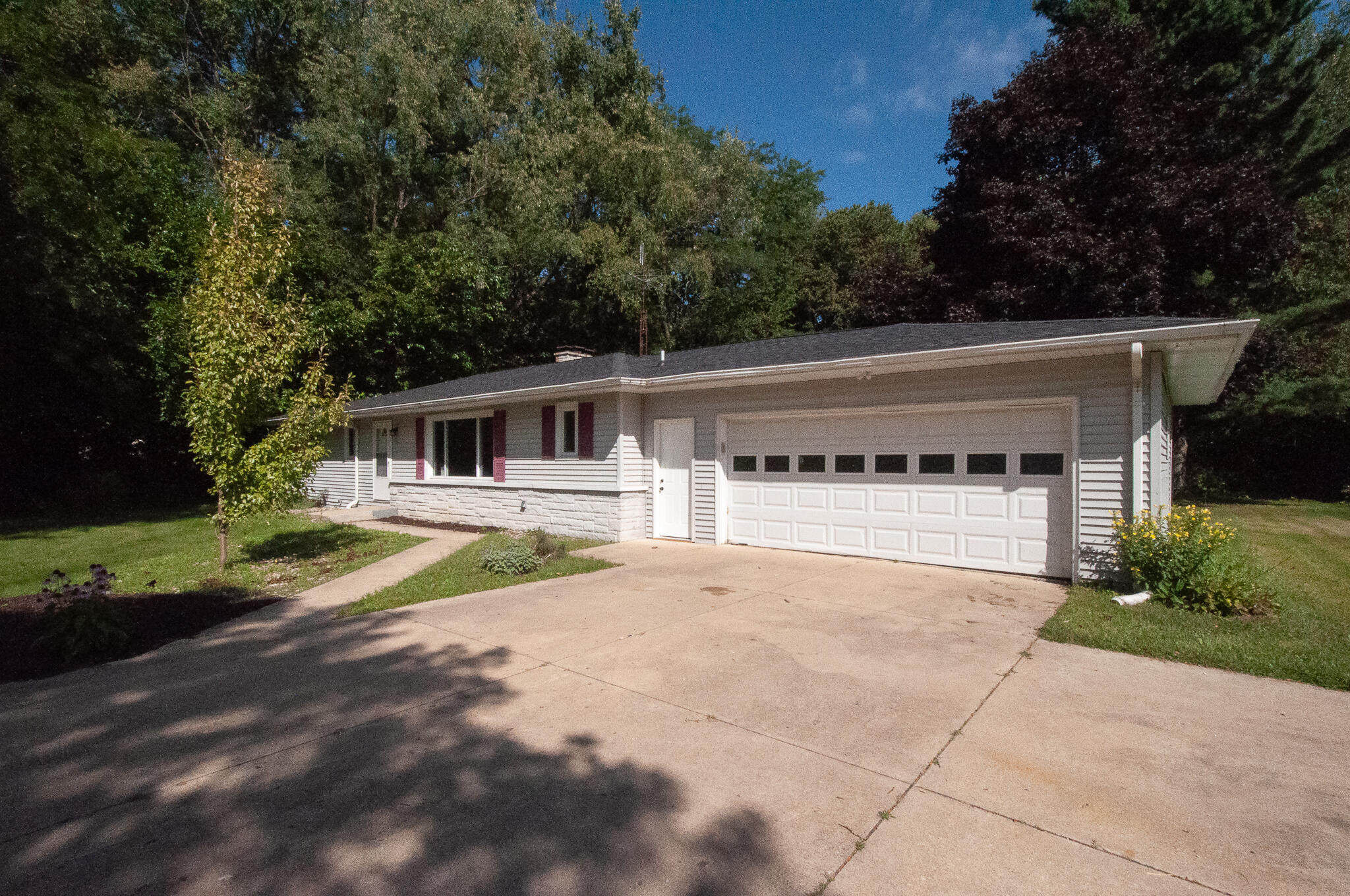 15494 Coon Hollow Road Three Rivers, MI 49093 - Photo 2 of 28 DSC_0884