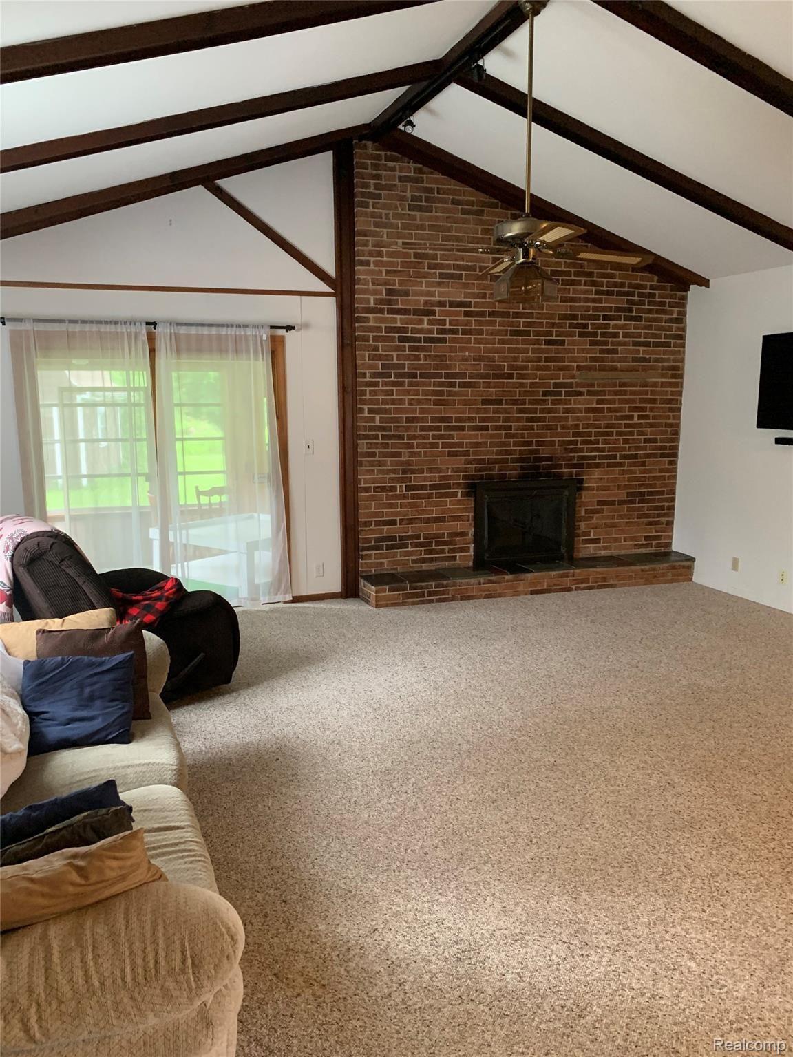 5782 Davison Road Lapeer, MI 48446 - Photo 11 of 17 IMG_1315(1).jpg
