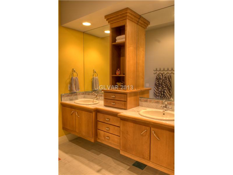 220 Copper Ridge Court Boulder City, NV 89005 - Photo 22 of 35 Guest Bathroom.