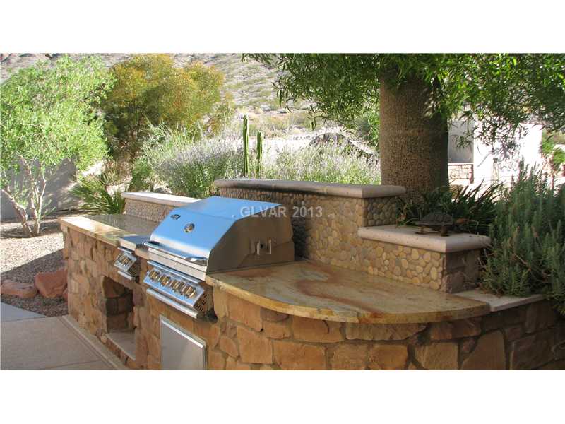 220 Copper Ridge Court Boulder City, NV 89005 - Photo 29 of 35 Yard/Garden.