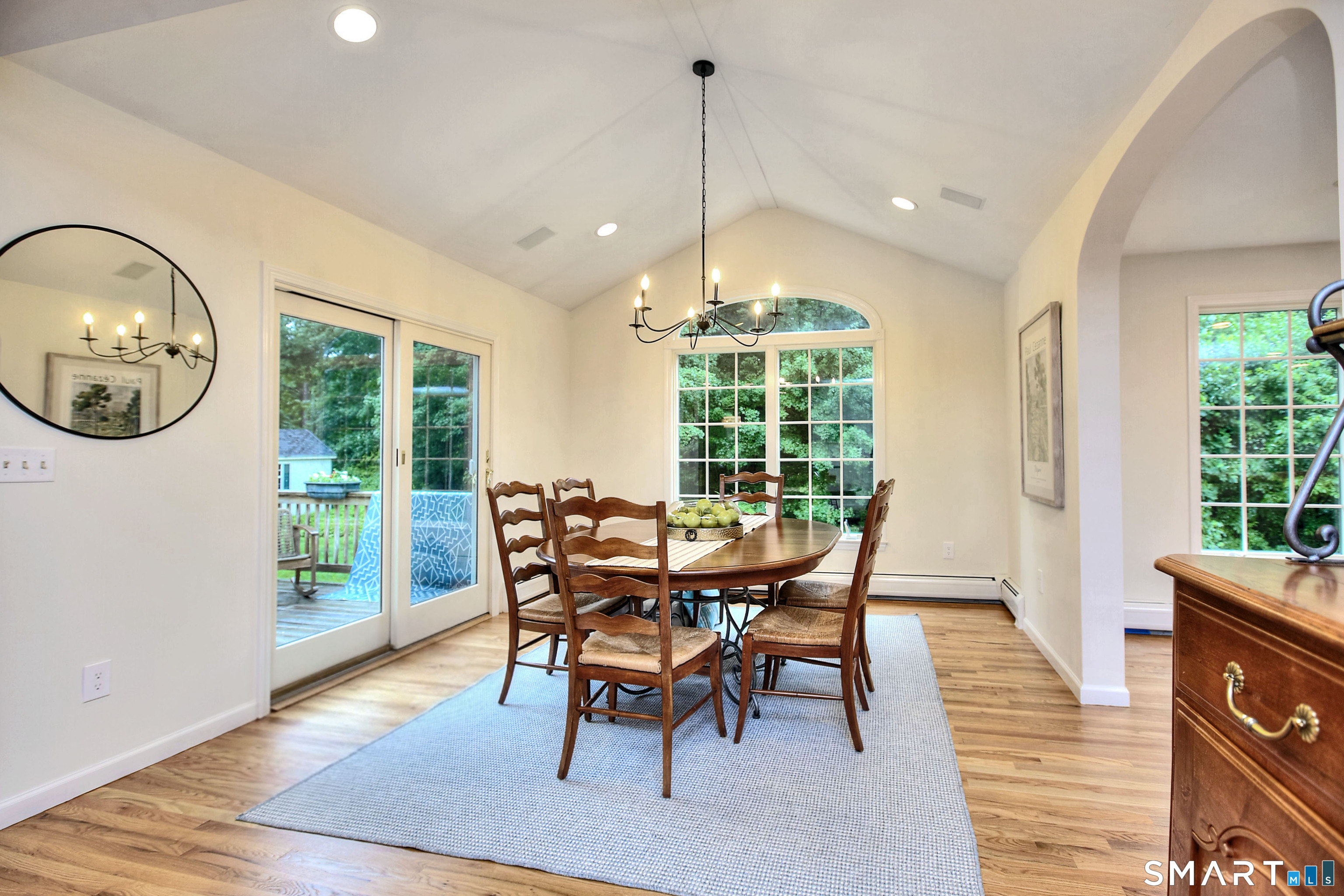 4 North Valley Road Ridgefield, CT 06877 - Photo 13 of 40