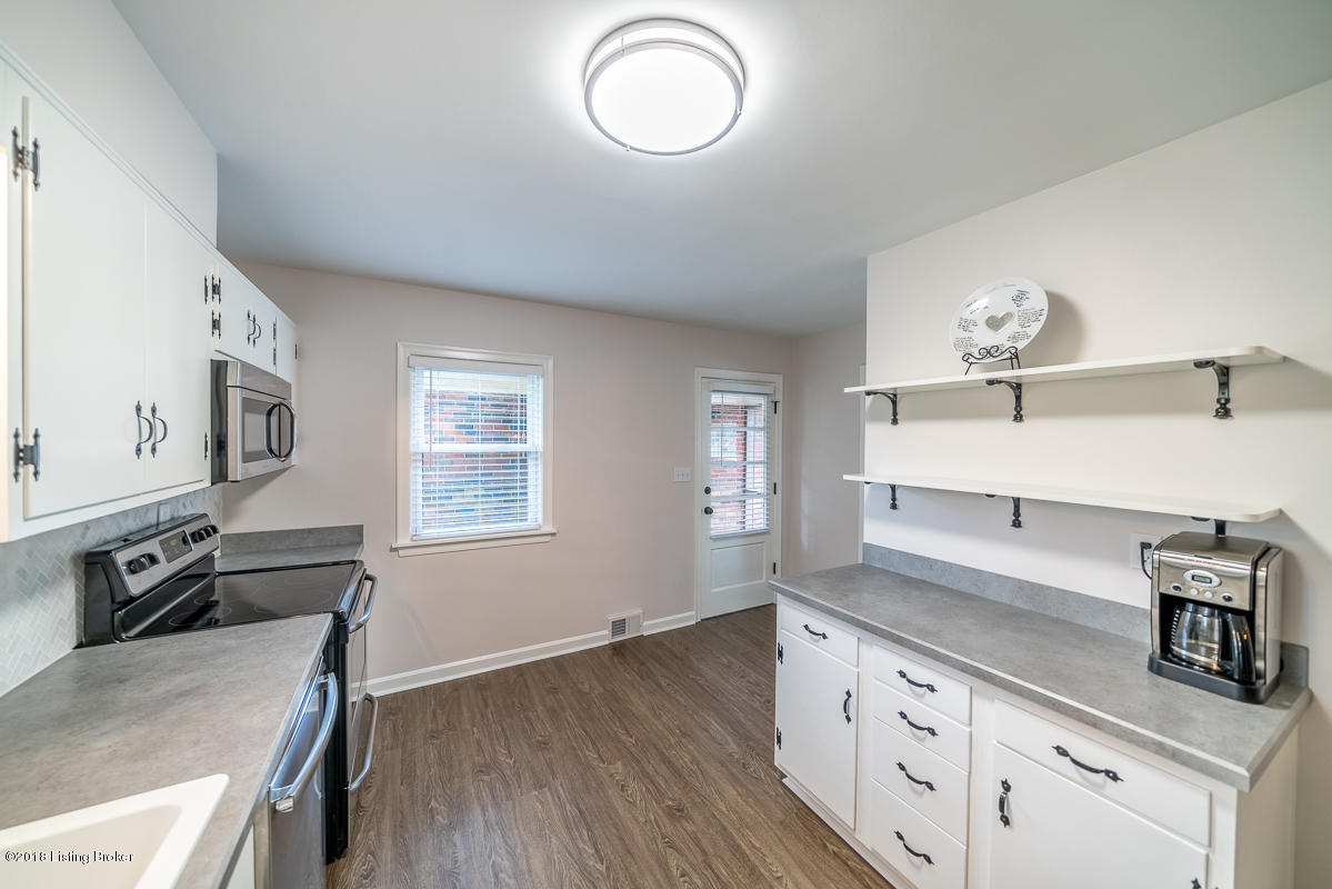 2902 Cambridge Road Louisville, KY 40220 - Photo 12 of 30 2902 Cambridge Rd L-23