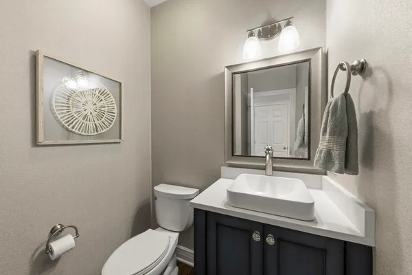 $900,000 | 2367 Angela Lane, Aurora, IL 60502