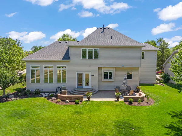 $900,000 | 2367 Angela Lane, Aurora, IL 60502