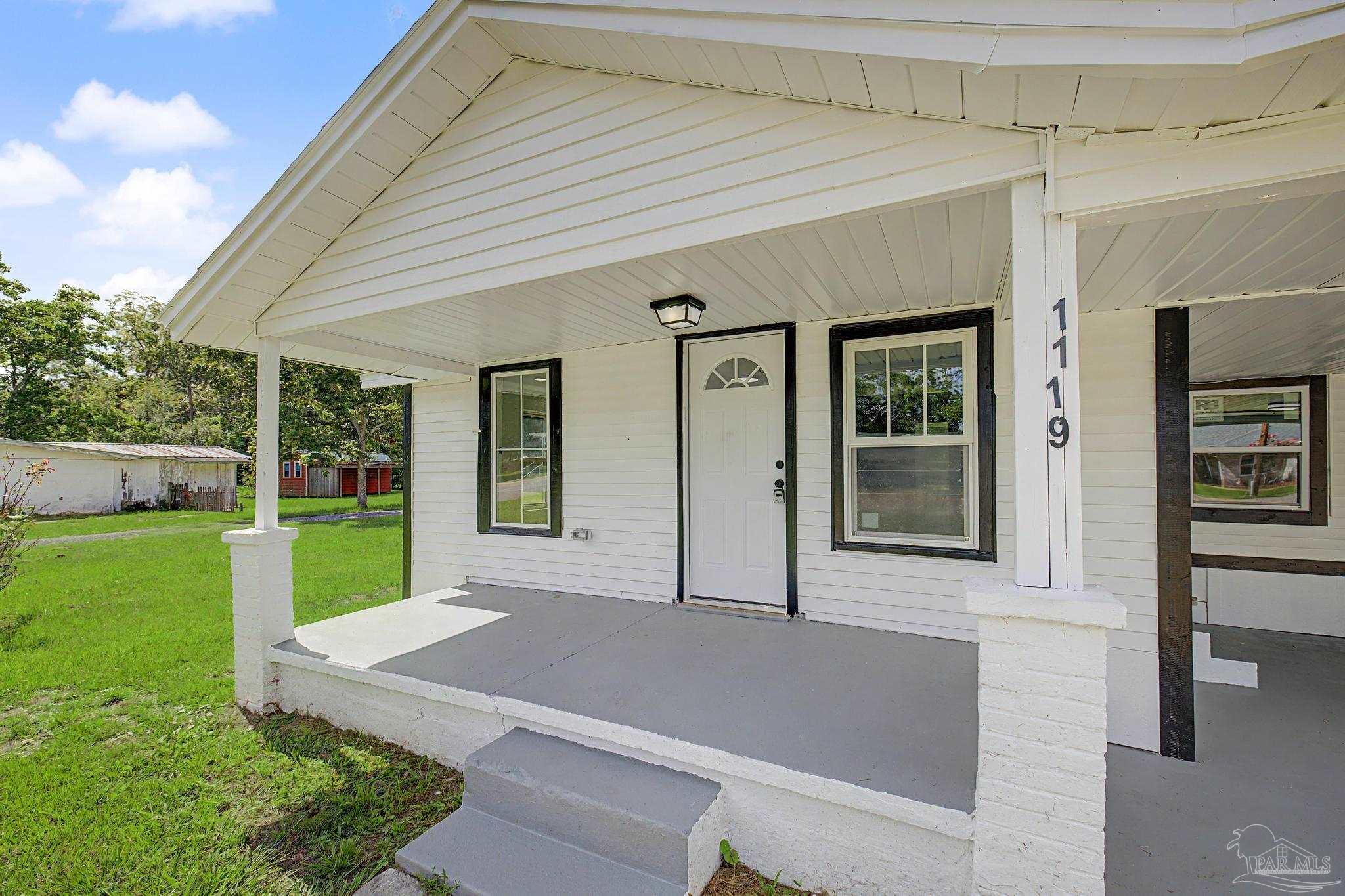 1119 Muscogee Road Cantonment, FL 32533 - Photo 5 of 39 Gallery Image 5