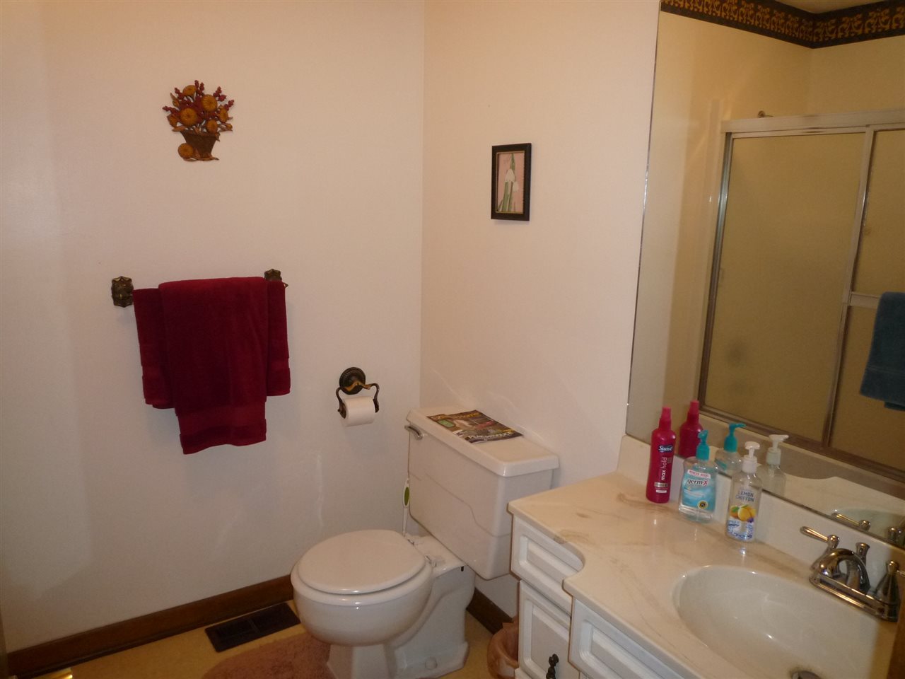 1801 Winesap Road Vincennes, IN 47591 - Photo 11 of 25 Gallery Image 11