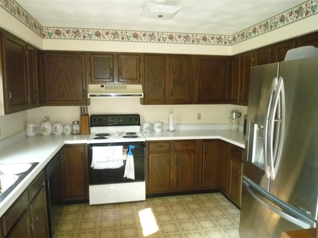 1801 Winesap Road Vincennes, IN 47591 - Photo 6 of 25 Gallery Image 6