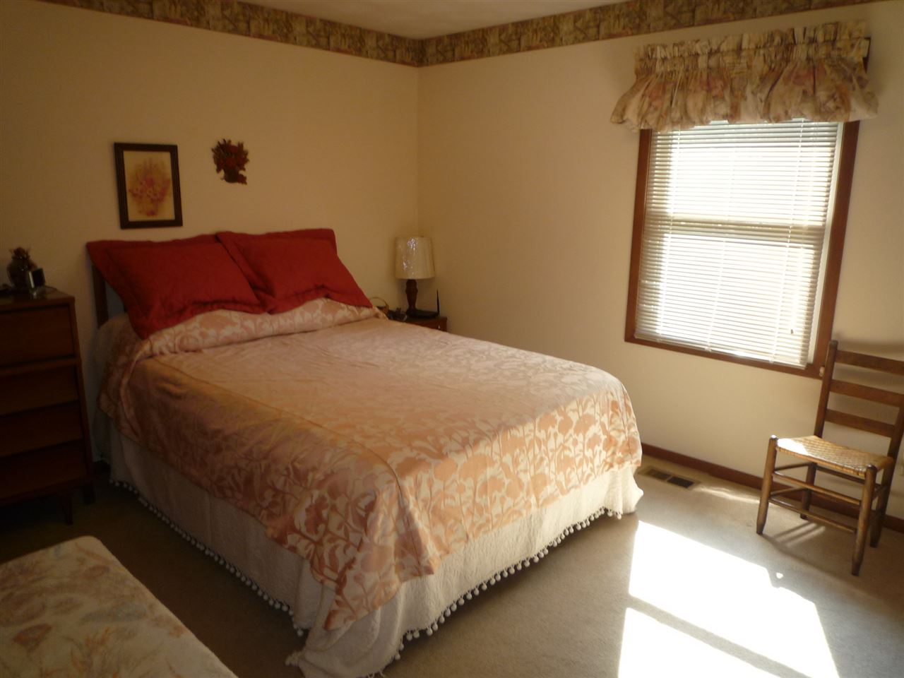1801 Winesap Road Vincennes, IN 47591 - Photo 7 of 25 Gallery Image 7