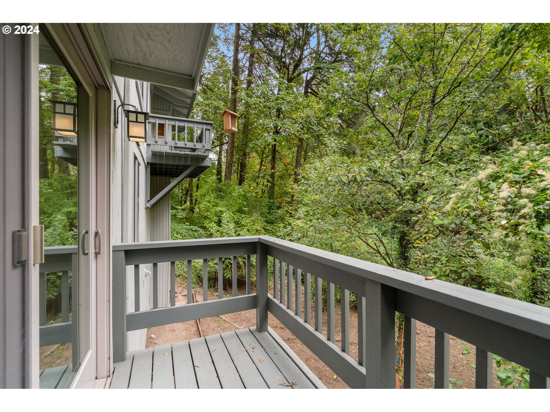202 Southwest Custer Street Portland, OR 97219 - Photo 15 of 27 Gallery Image 15