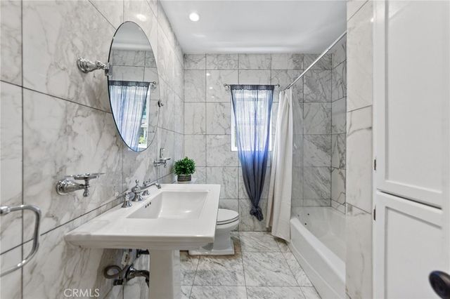 $2,150,000 | 4046 Bledsoe Avenue, Los Angeles, CA 90066