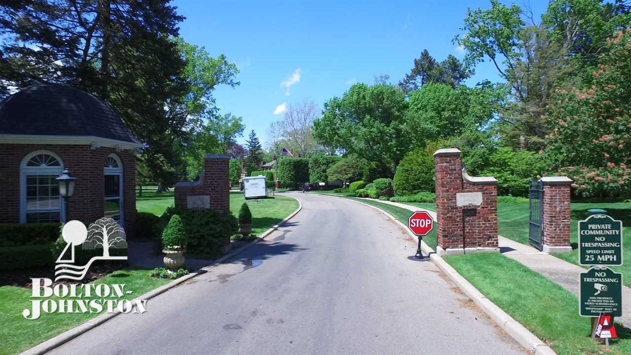 248 Provencal Road Grosse Pointe, MI 48236 - Photo 22 of 25 31353660-21.JPG